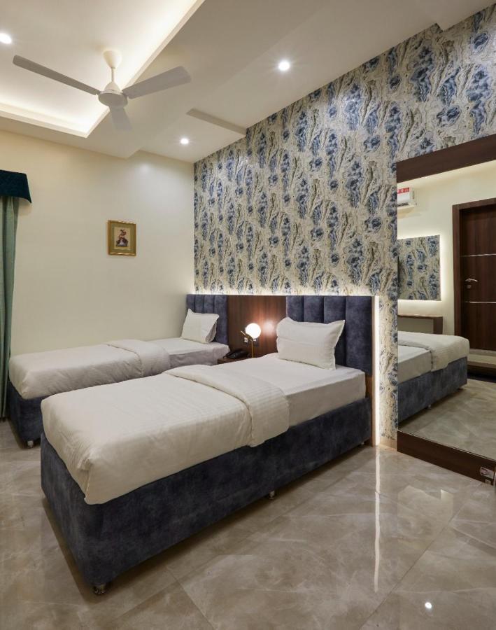 Hotel Rose Gold Ahmednagar Exterior photo